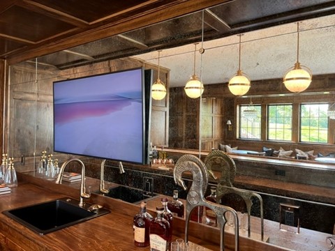 Bar with antique mirror